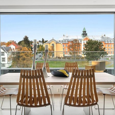 Luxury Apartment Downtown Tromso With 2 Bedrooms And 2 Bathrooms And Parking Dış mekan fotoğraf