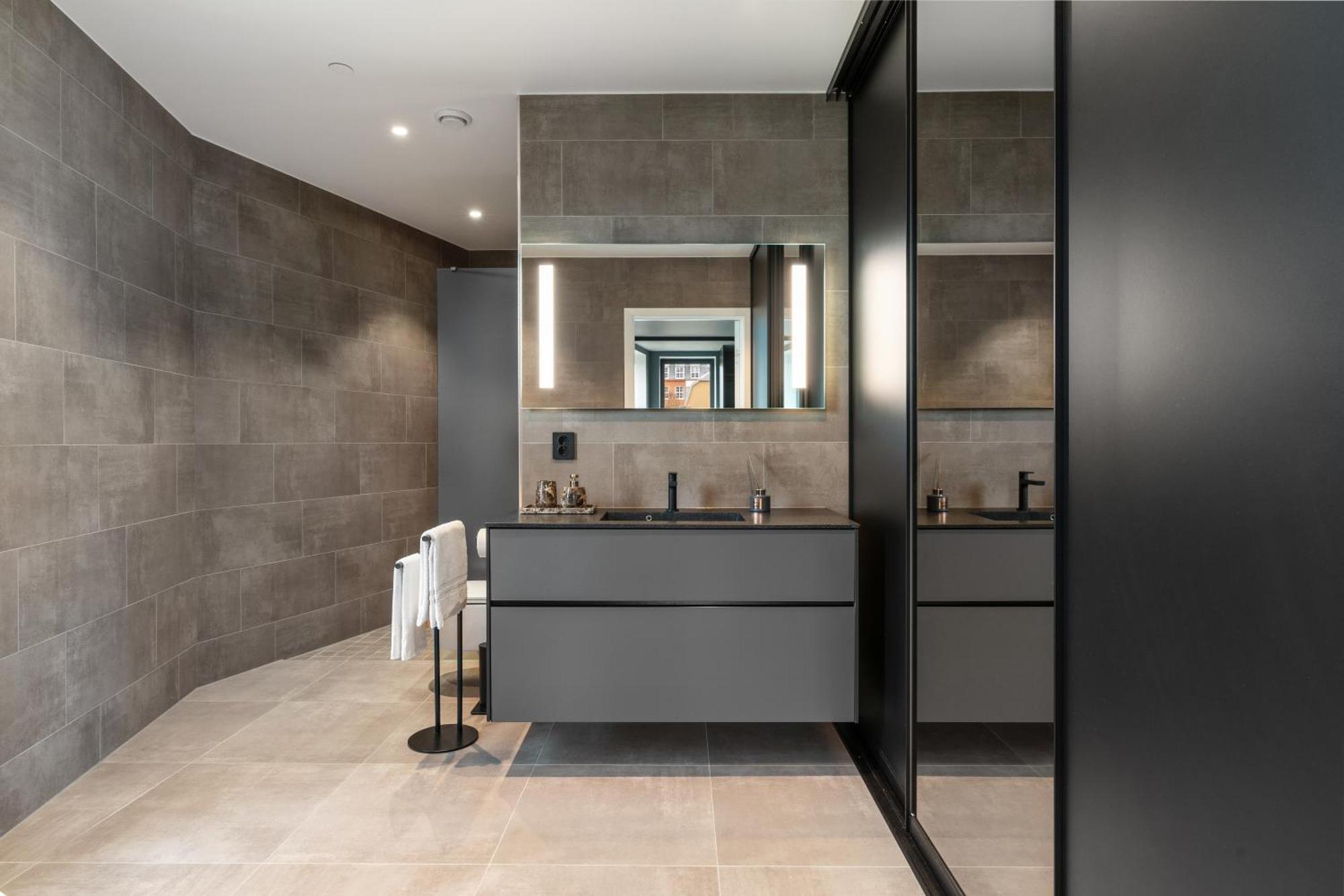 Luxury Apartment Downtown Tromso With 2 Bedrooms And 2 Bathrooms And Parking Dış mekan fotoğraf